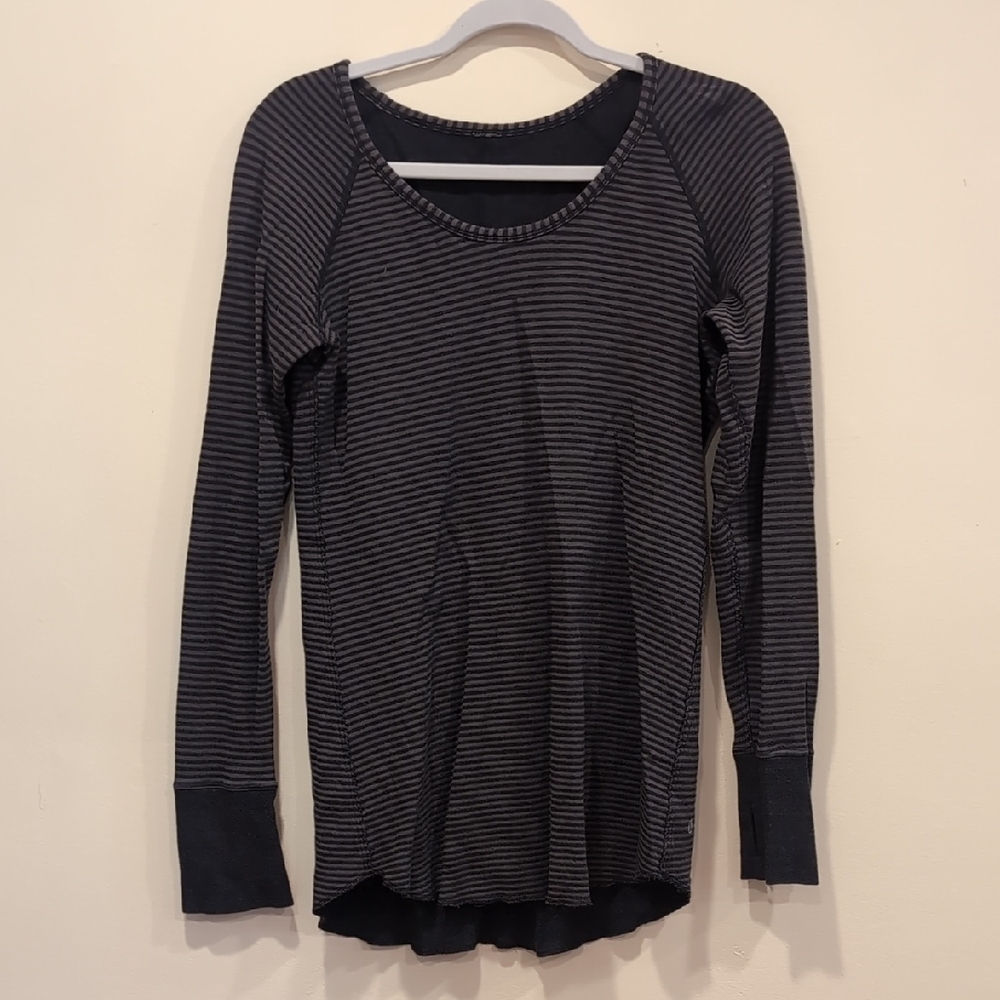Lululemon Athletica Black Fitted Ribbed Long Sleeve Tee Reversible
